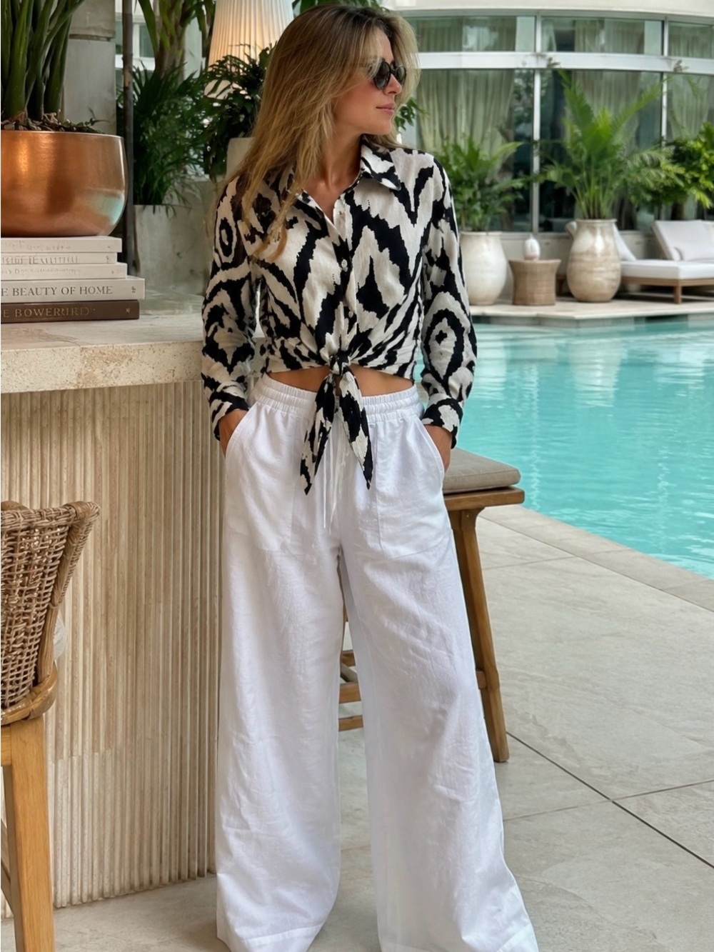 Rachel Zoe Linen Blend Tie Front Abstract Animal Print Blouse Black Cream M Y2K